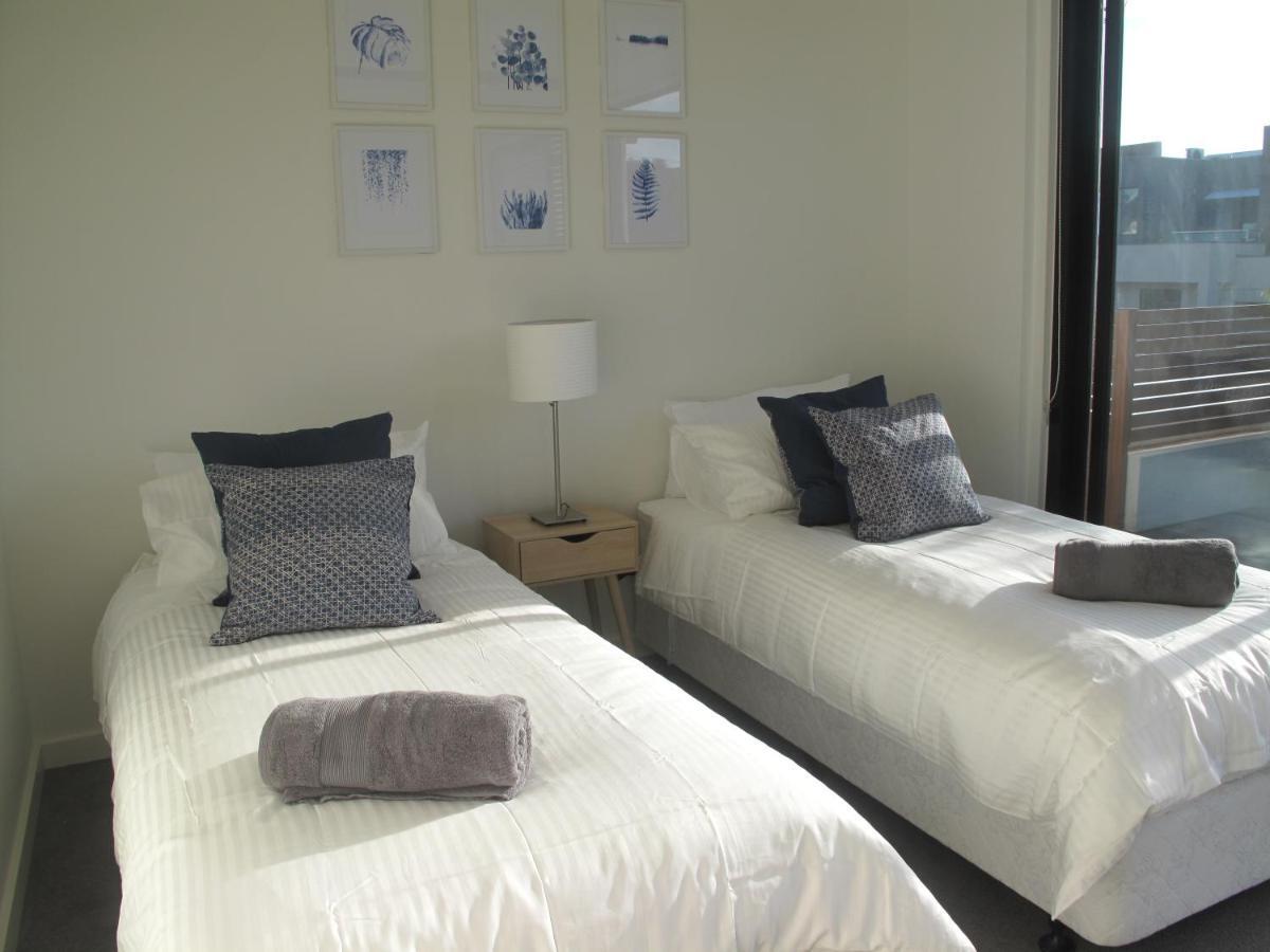 Modern 3 Bedroom Apt With Free Parking, Netflix, Wifi & Welcome Wine By Bnb Pro Μελβούρνη Εξωτερικό φωτογραφία