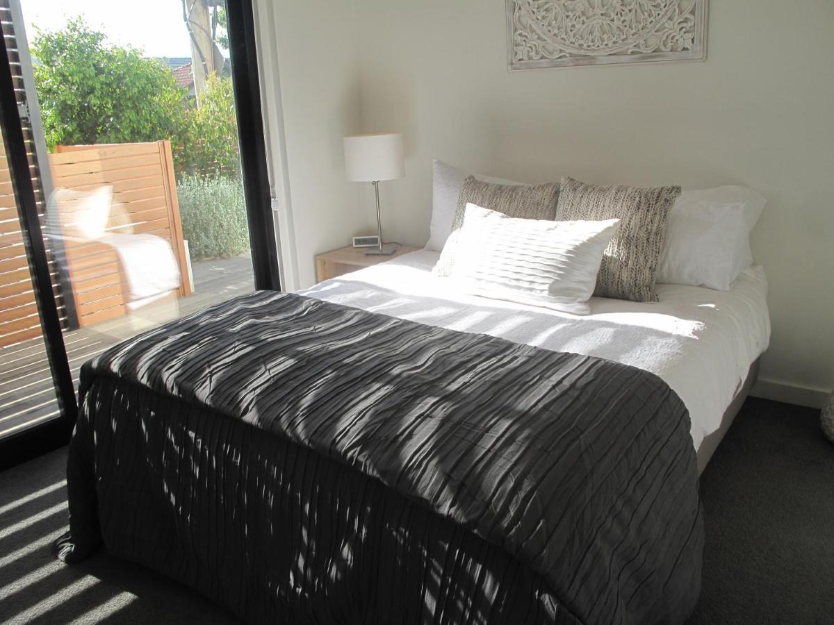 Modern 3 Bedroom Apt With Free Parking, Netflix, Wifi & Welcome Wine By Bnb Pro Μελβούρνη Εξωτερικό φωτογραφία