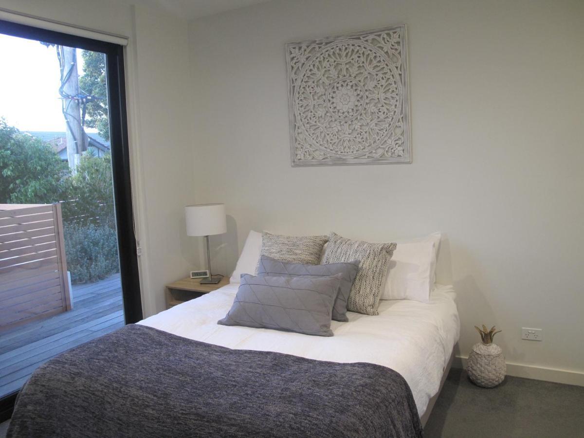 Modern 3 Bedroom Apt With Free Parking, Netflix, Wifi & Welcome Wine By Bnb Pro Μελβούρνη Εξωτερικό φωτογραφία