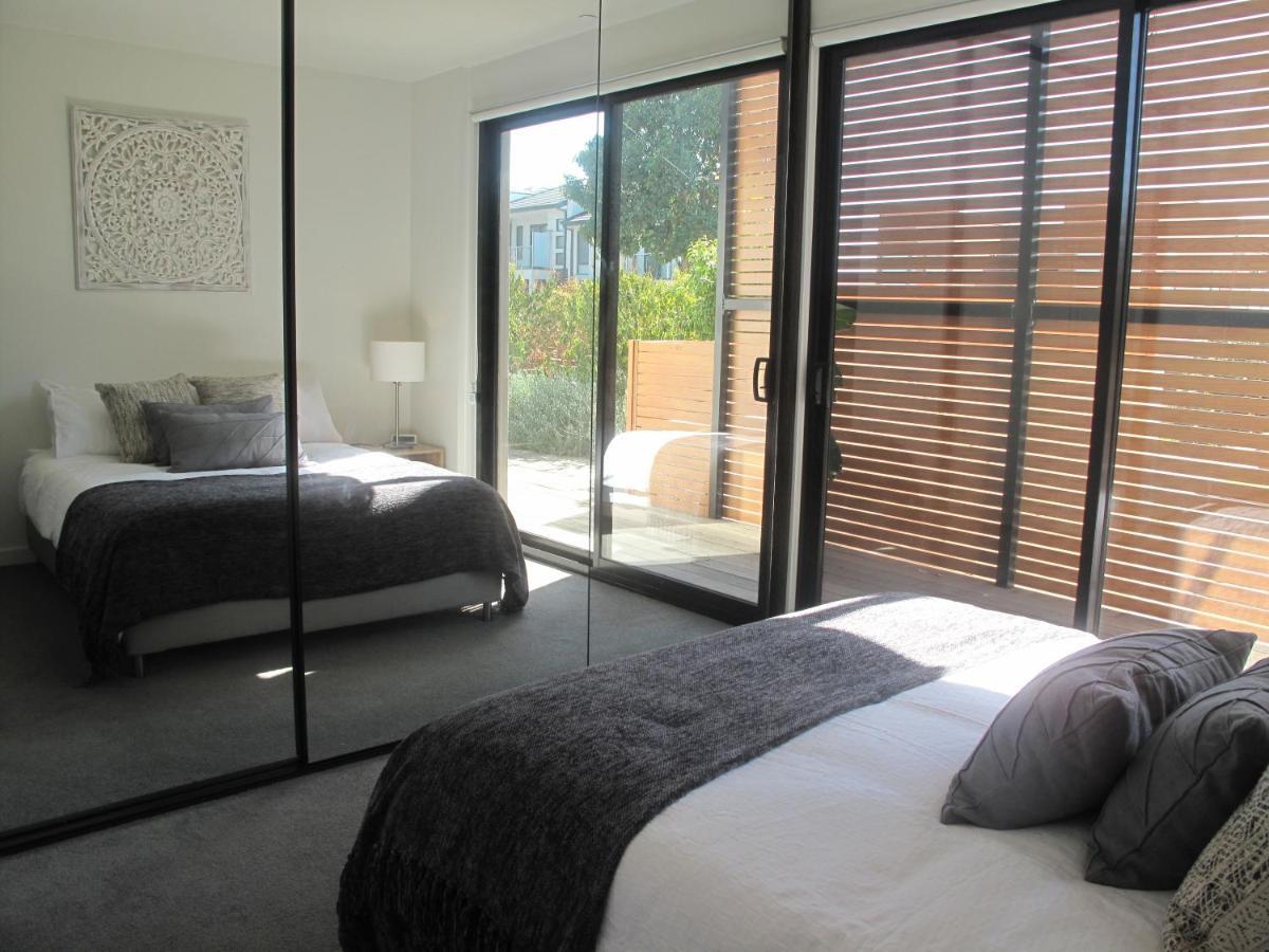 Modern 3 Bedroom Apt With Free Parking, Netflix, Wifi & Welcome Wine By Bnb Pro Μελβούρνη Εξωτερικό φωτογραφία
